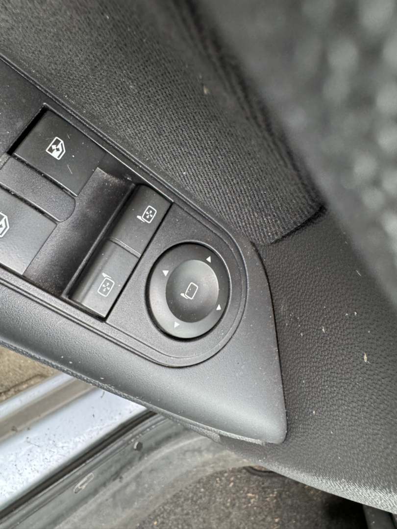 Opel Astra H original Au&szlig;enspiegel links elektrisch verstellbar Bj.2009